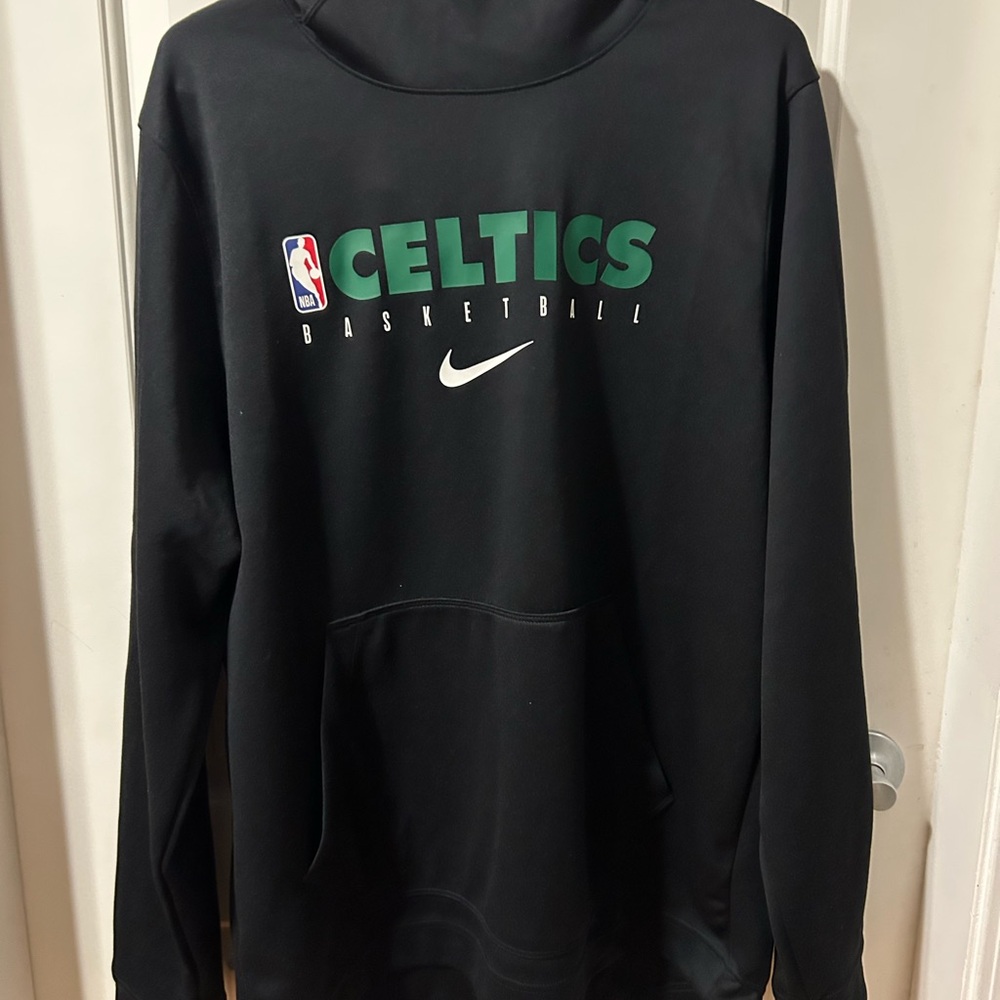 Boston Celtics Nike Dri-FIT Black Hoodie - Large